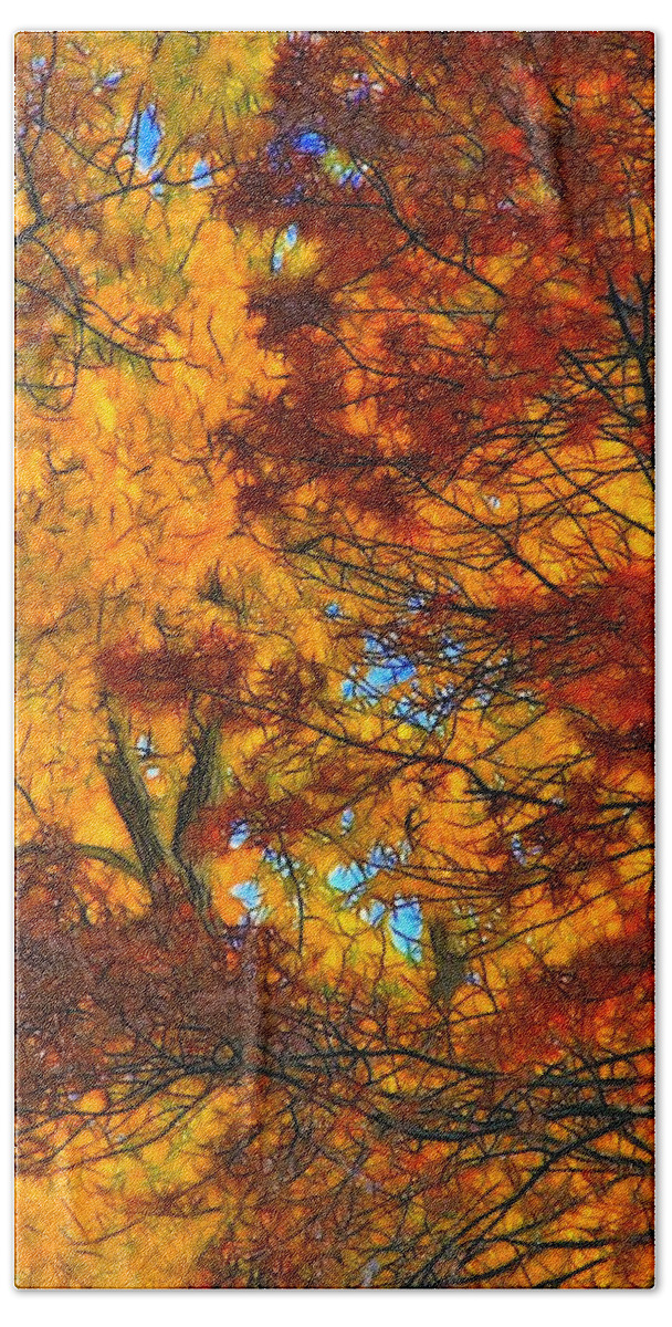 Leaves Bath Towel featuring the photograph Painterly by Lyle Hatch