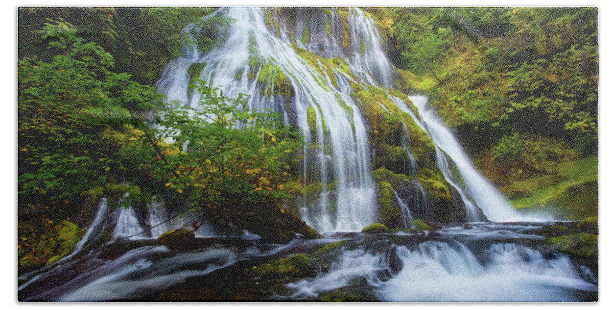 Water Hand Towel featuring the photograph Panther Falls by Darren White