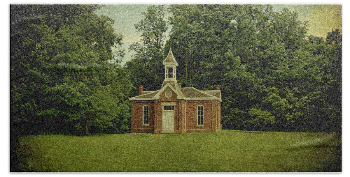 Perry Township School No. 3 Bath Towel featuring the photograph Perry Township School No. 3 by Sandy Keeton