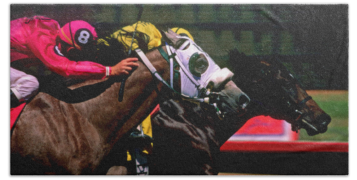 Horse Bath Towel featuring the photograph Photo Finish by Kathy McClure
