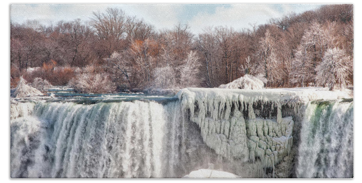 Niagara Falls Bath Towel featuring the photograph Niagara by Gouzel -