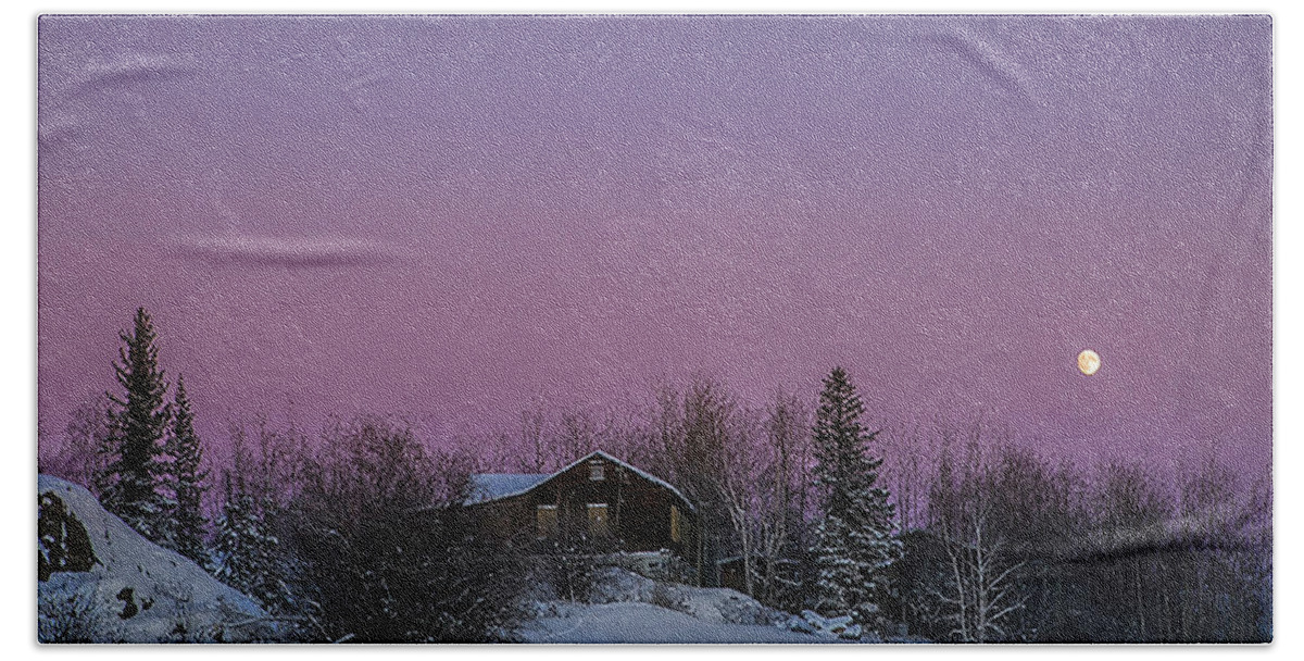 Nature Hand Towel featuring the photograph Pink Sky At Night by Valerie Pond