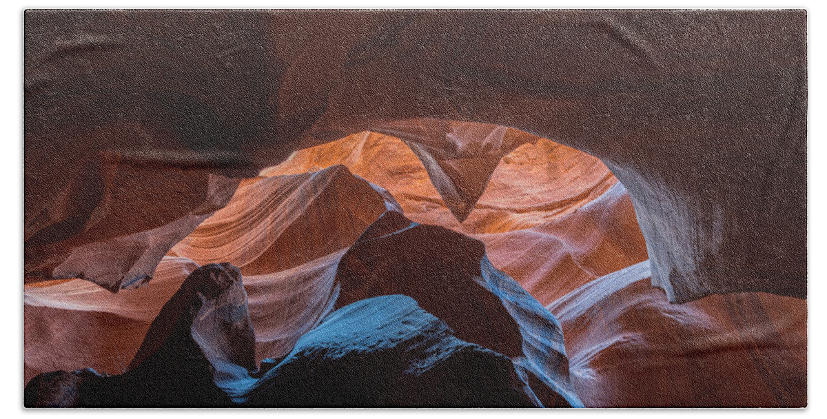 Antelope Canyon Hand Towel featuring the photograph Pinnacle by Dustin LeFevre