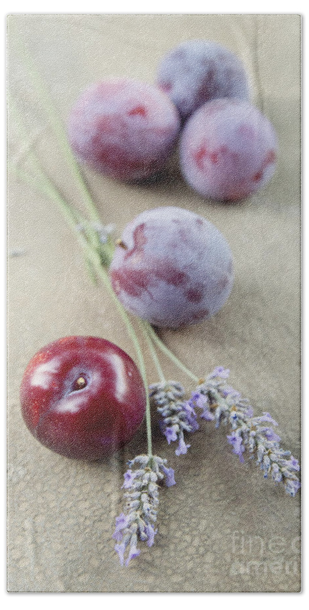 Plum Bath Towel featuring the photograph Plums and lavender by Cindy Garber Iverson