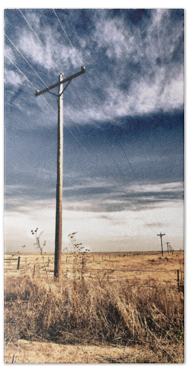 Hdr Bath Towel featuring the photograph Pole in field by John K Sampson