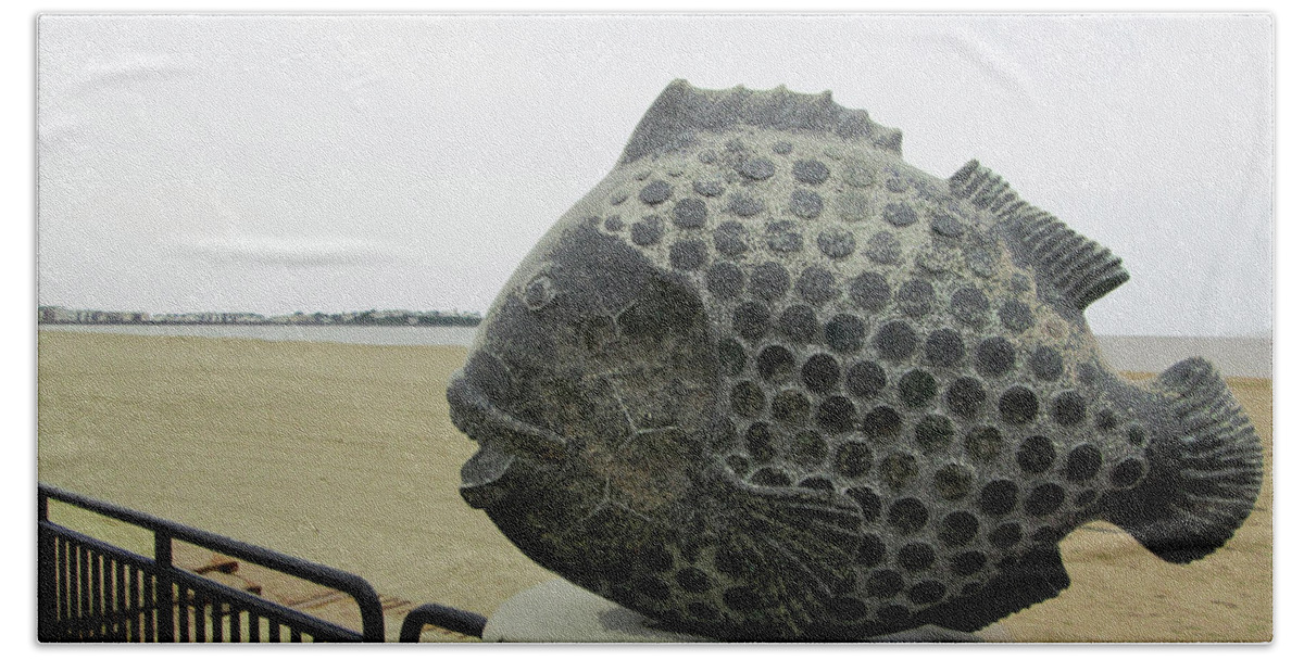 Fish Bath Towel featuring the photograph Polka Dotted Fish Sculpture by Mary Capriole