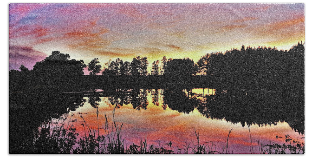 Sunset Hand Towel featuring the photograph Pond Sunset by Jerry Connally