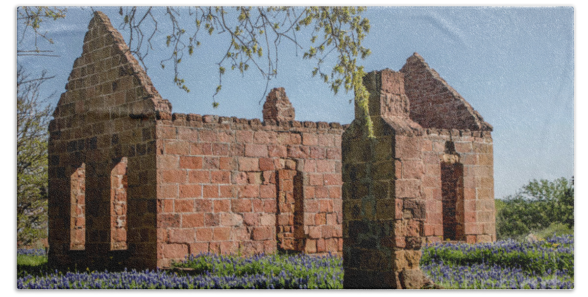 Places Hand Towel featuring the photograph Pontotoc Ruins by Teresa Wilson