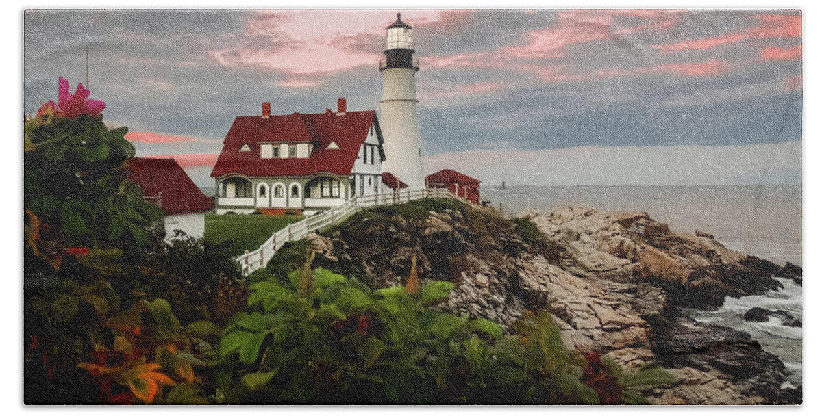 Lighthouse Hand Towel featuring the photograph Portland Head Light by Robert Mitchell