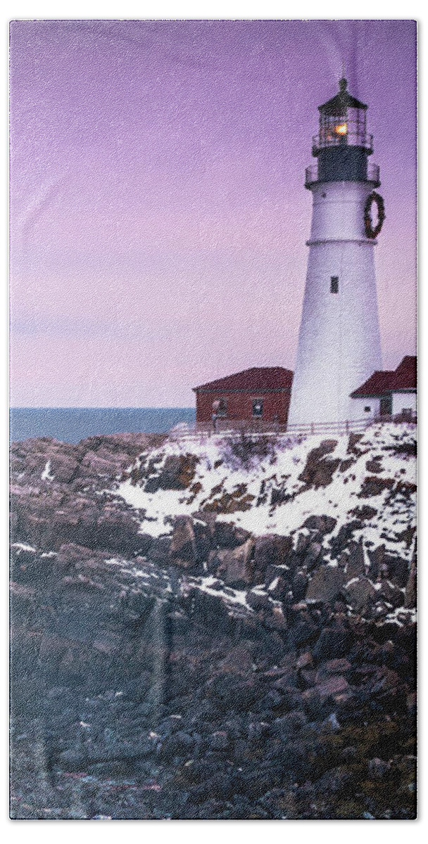 Maine Bath Towel featuring the photograph Maine Portland Headlight Lighthouse in Winter Snow by Ranjay Mitra