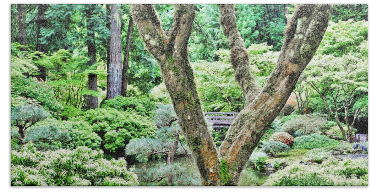 Portland Oregon Japanese Gardens Bath Towel featuring the photograph Portland Oregon Japanese Gardens 3 by Merle Grenz