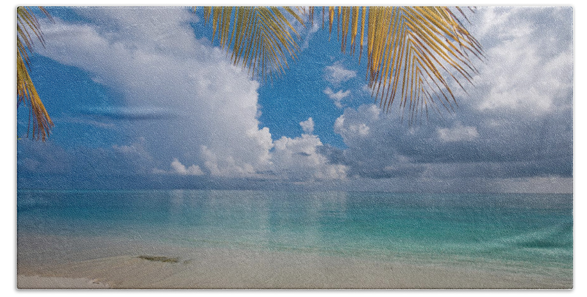 Maldives Bath Towel featuring the photograph Postcard Perfection by Jenny Rainbow