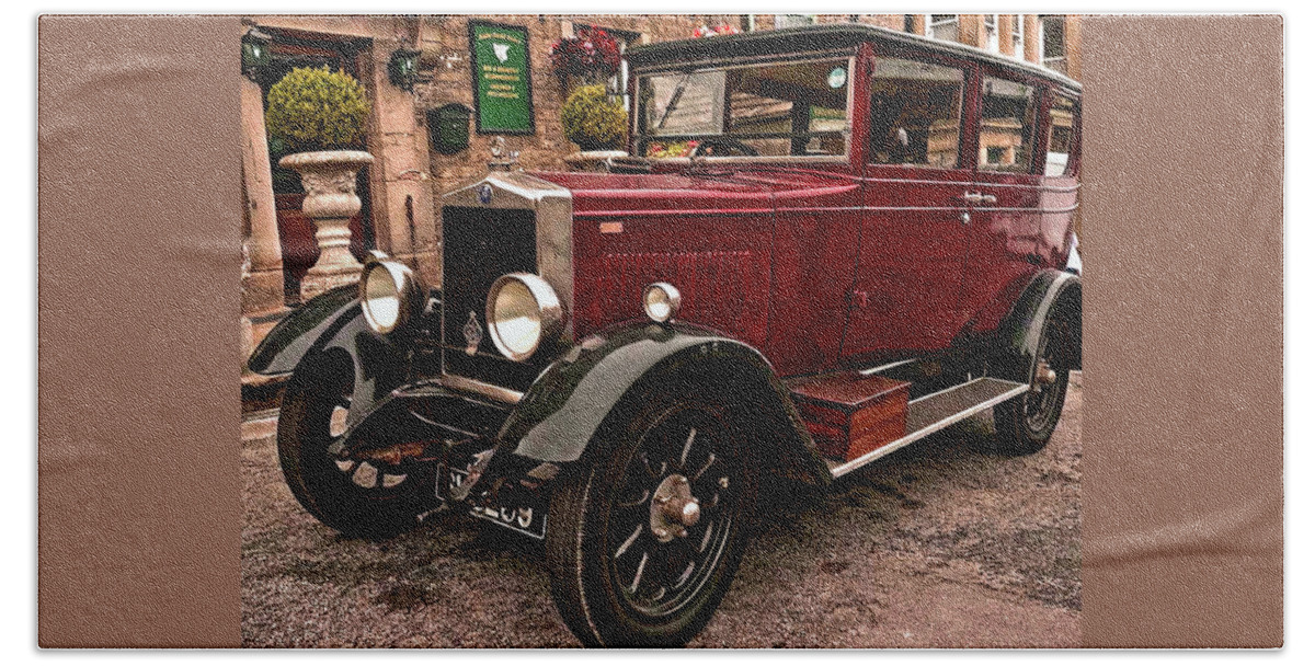 Vehicles Bath Towel featuring the photograph Pre War Vauxhall by Richard Denyer