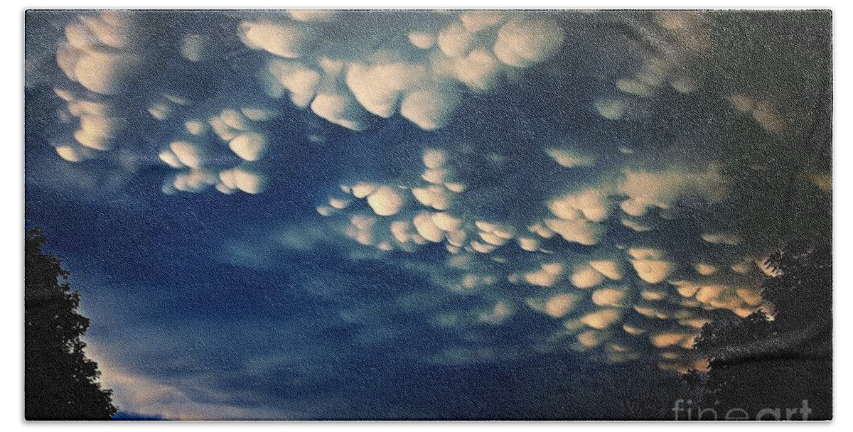 Frank-j-casella Bath Towel featuring the photograph Puffy Storm Clouds by Frank J Casella