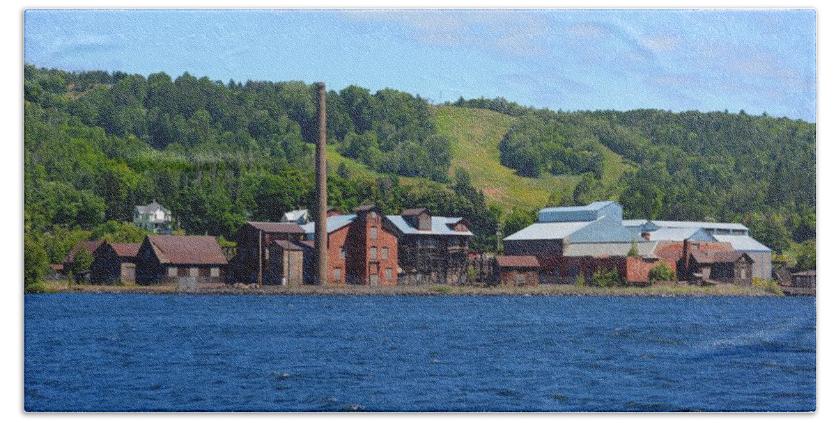 Keweenaw Bath Towel featuring the photograph Quincy Smelting Works by Keith Stokes