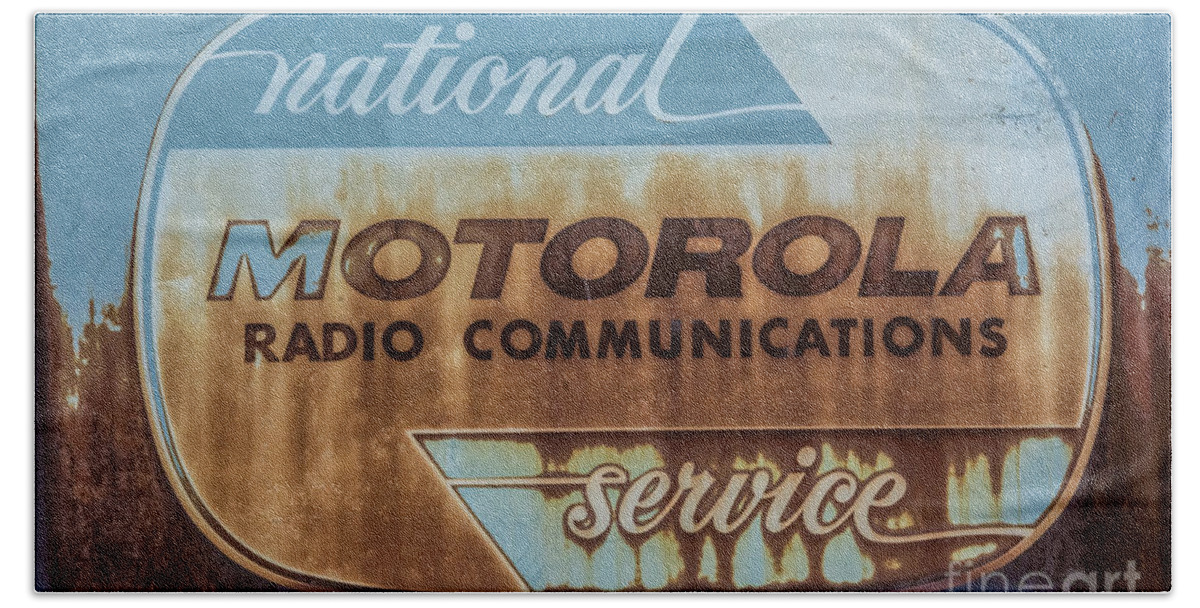 Oil Hand Towel featuring the photograph Radio Communications by Pamela Williams