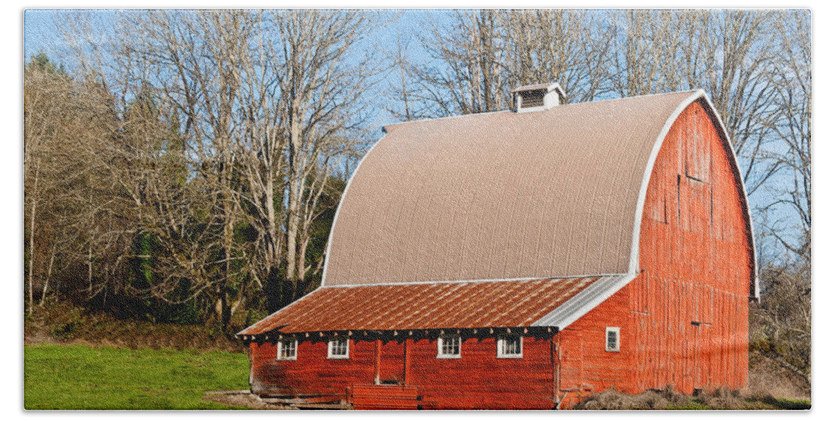 Architecture Bath Towel featuring the photograph Red Barn by Jeff Goulden
