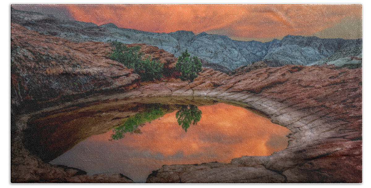 Red Canyon Bath Towel featuring the photograph Red Canyon Reflection by Michael Ash
