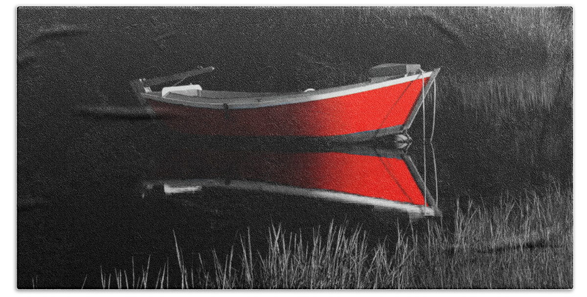 Cape Cod Bath Towel featuring the photograph Red Dinghy by Juergen Roth