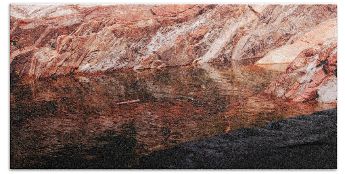 Yuba River Bath Towel featuring the photograph Red River by Donna Blackhall