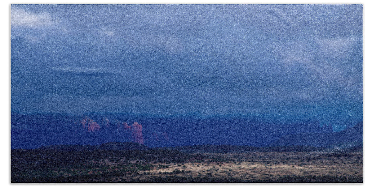 Arizona Bath Towel featuring the photograph Red Rocks Storm by Kent Nancollas