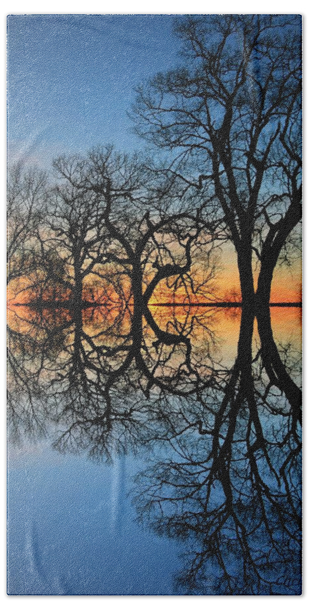 Sunset Hand Towel featuring the photograph Reflecting on Tonight by Chris Berry
