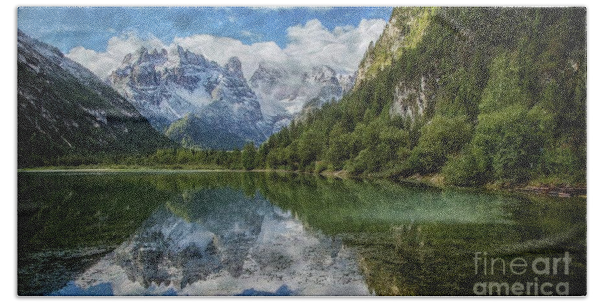 Lago Di Lando Hand Towel featuring the photograph Reflections by Eva Lechner