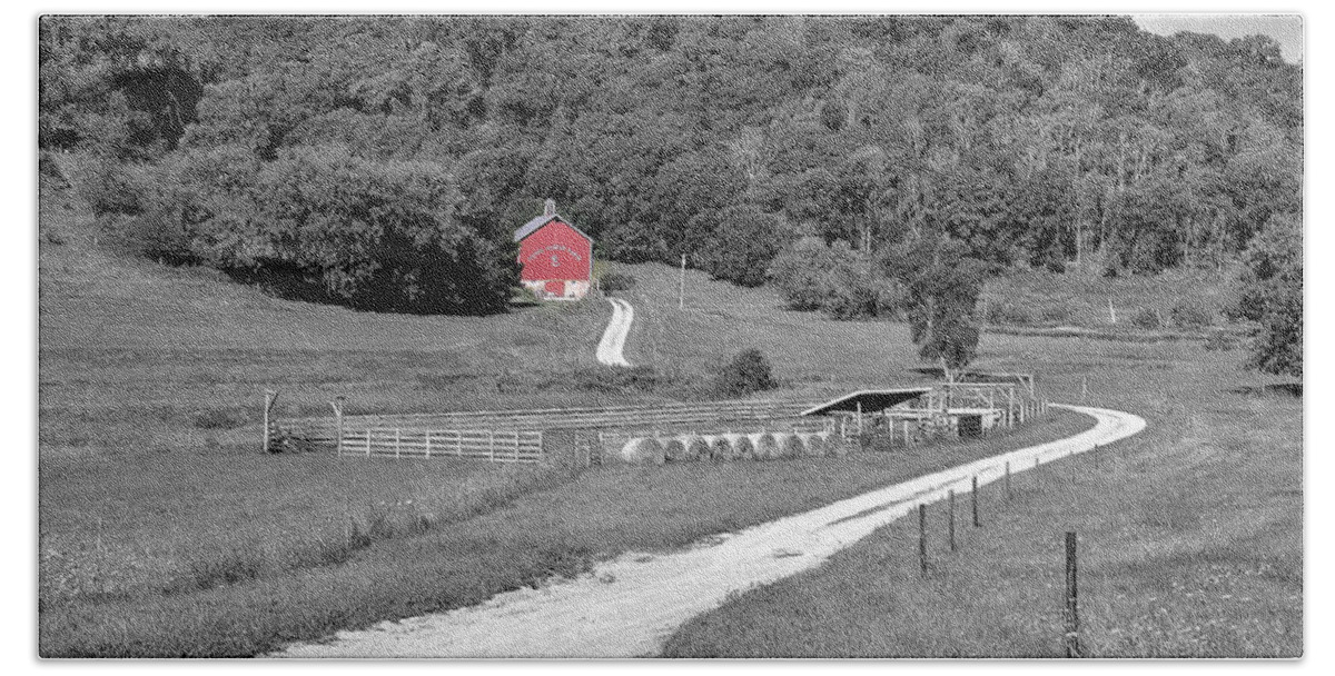 Wisconsin Bath Towel featuring the photograph Road to Red by Andrea Platt