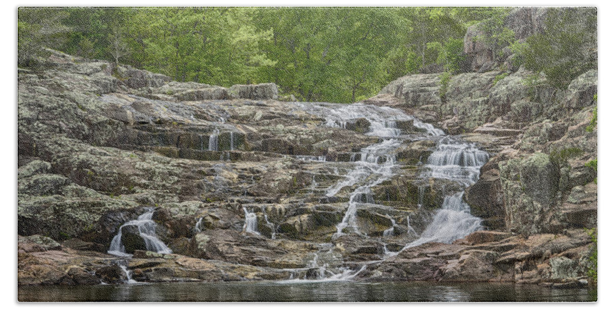 Missouri Bath Towel featuring the photograph Rocky Falls Ozark National Scenic Riverways DSC02788 by Greg Kluempers
