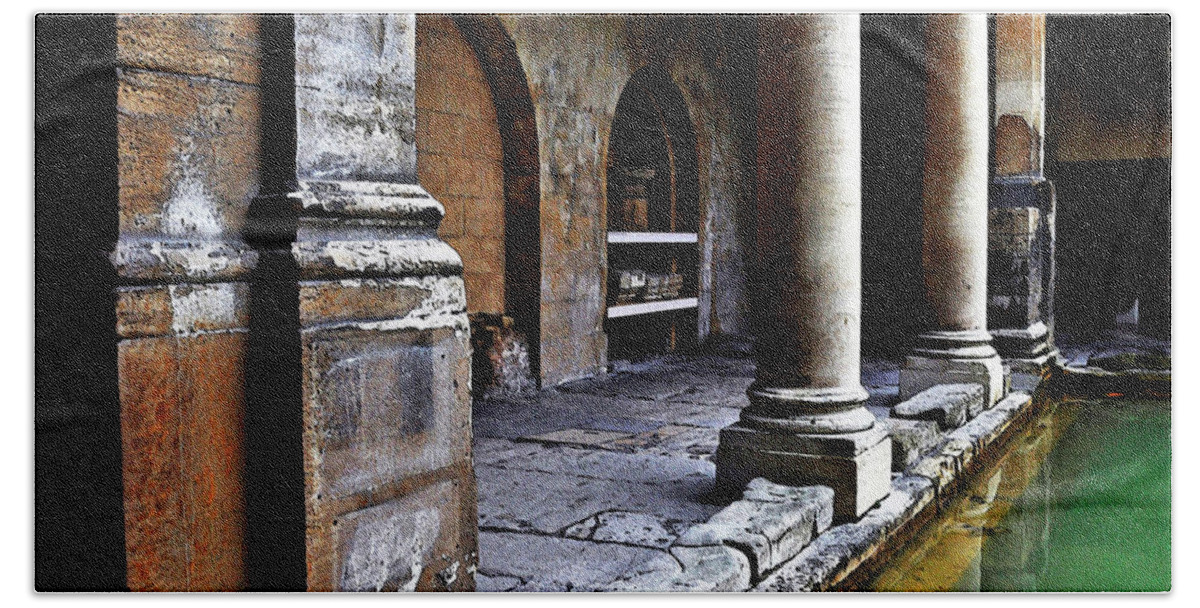 Roman Ruins Hand Towel featuring the digital art Roman Pillars by Vicki Lea Eggen