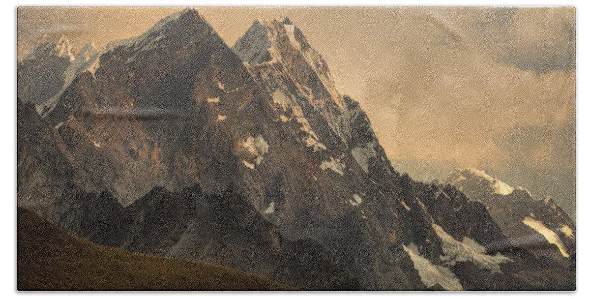 00498195 Bath Towel featuring the photograph Rondoy Peak 5870m At Sunset by Colin Monteath