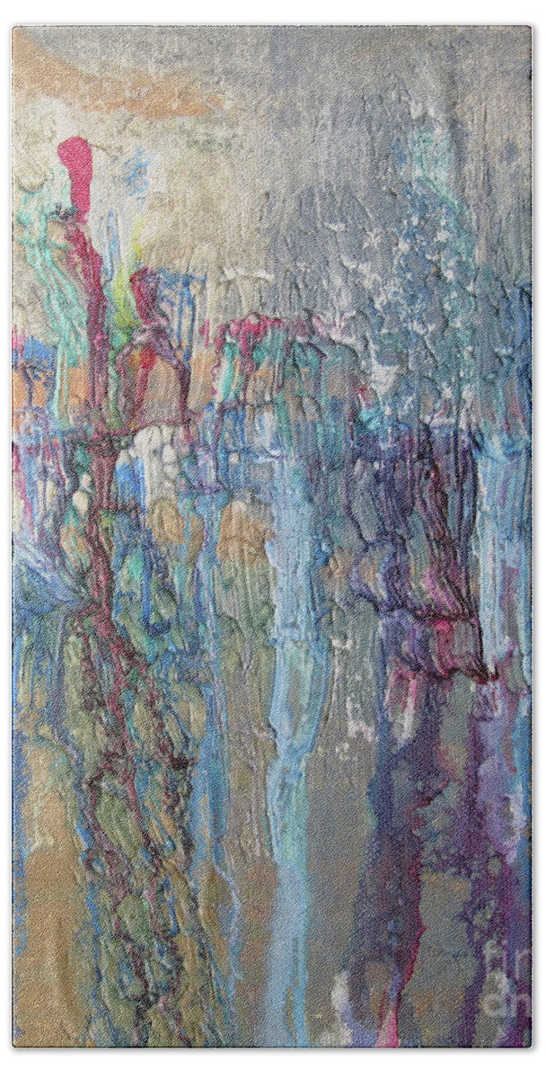 Abstract Bath Towel featuring the painting Roots of Love by Linda Cranston