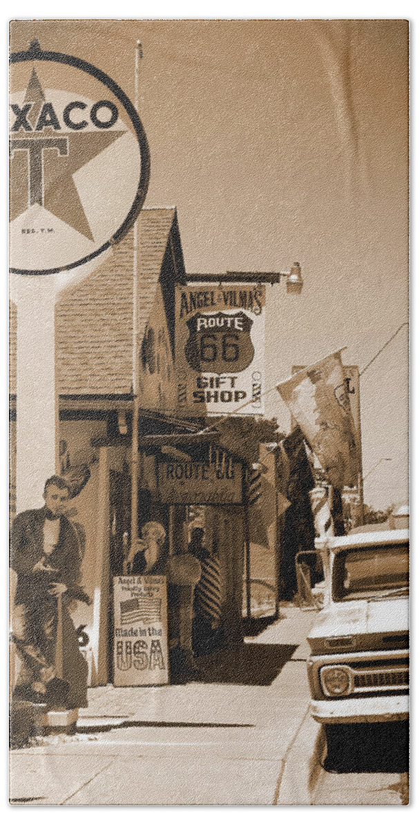 Big Star Sign Bath Towel featuring the photograph Route 66 - Angel and Vilma's by Mike McGlothlen