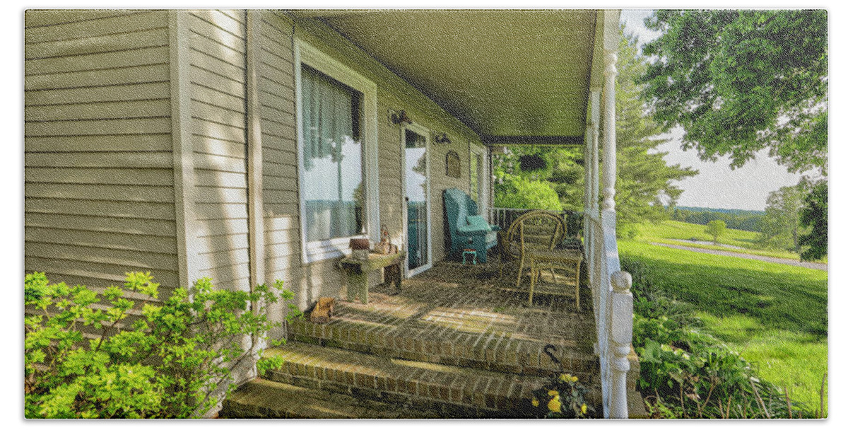 Real Estate Photography Hand Towel featuring the photograph Rural front porch by Jeff Kurtz