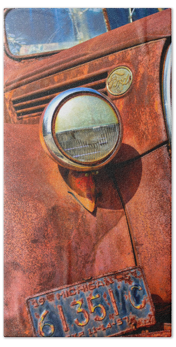 Ford Hand Towel featuring the photograph Rusty old Ford by Pat Cook