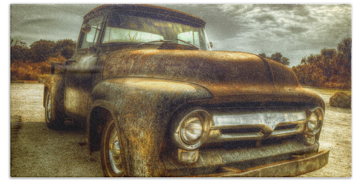 Rust Hand Towel featuring the photograph Rusty Truck by Mal Bray