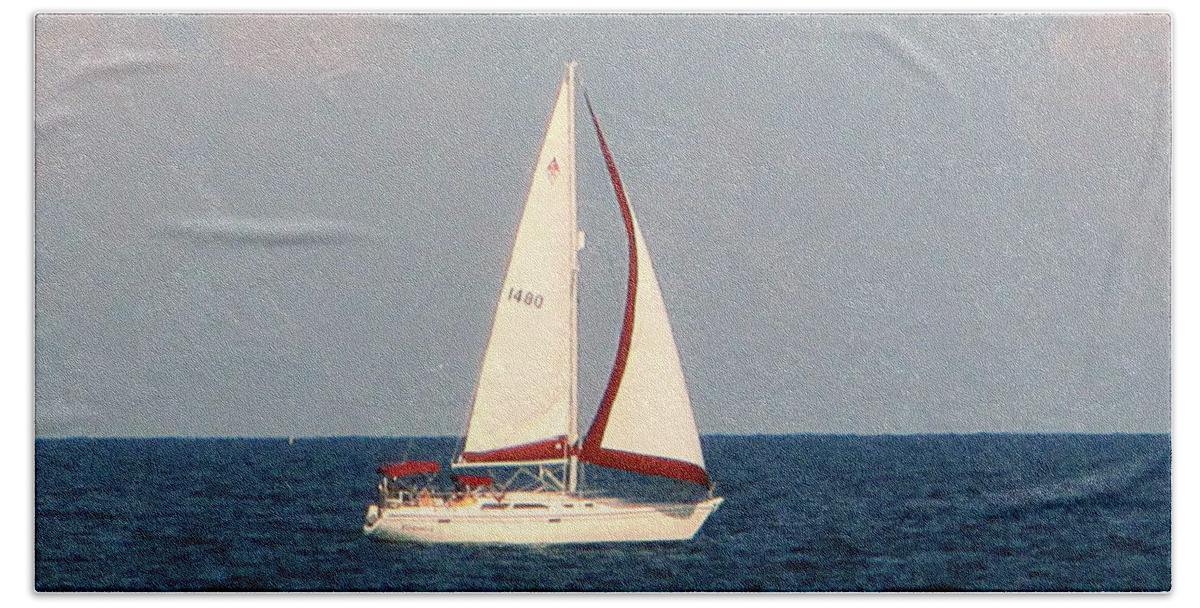 Sailboat Bath Towel featuring the photograph Sailing On Lake Michigan by Kay Novy