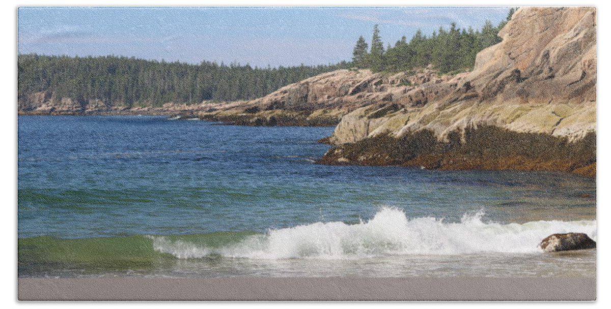 Sand Beach Bath Towel featuring the photograph Sand Beach Acadia by Living Color Photography Lorraine Lynch