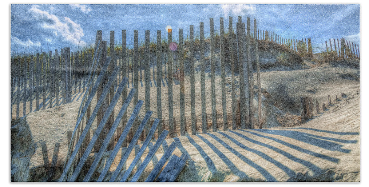 Currituck Outer Banks Preserve Bath Towel featuring the photograph Sand Fence by Greg Reed