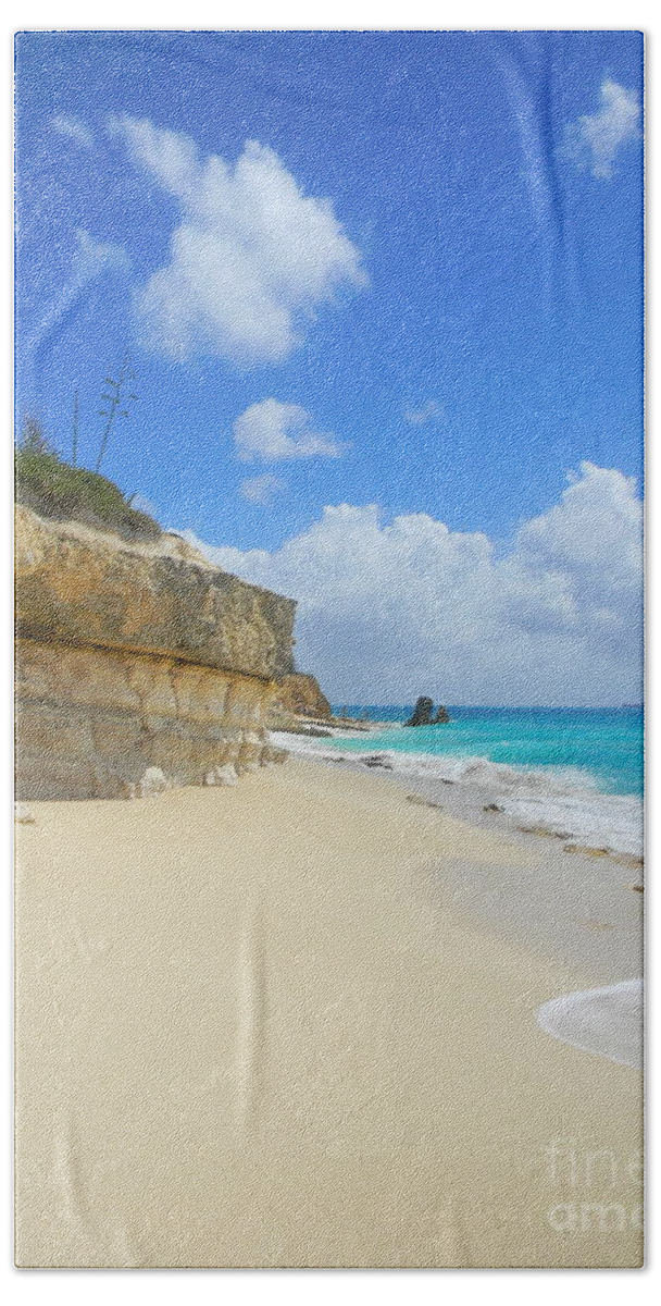 Bright Blue Sky With Small White Puffy Clouds Bath Towel featuring the photograph Sand Sea and sky by Priscilla Batzell Expressionist Art Studio Gallery