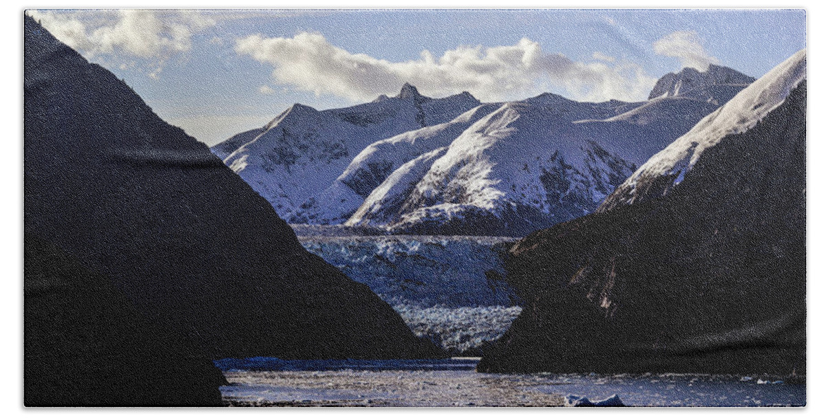 Landscape Bath Towel featuring the photograph Sawyer Glacier in Tracy Arm Fjord by Matt Swinden