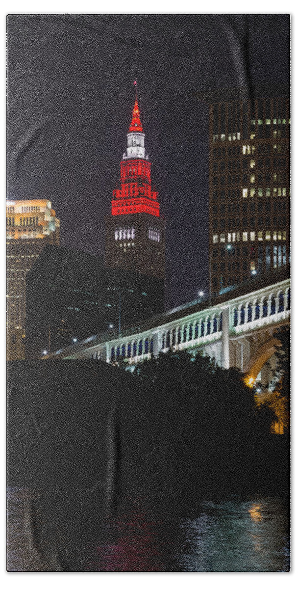 Scarlet And Gray Hand Towel featuring the photograph Scarlet And Gray by Dale Kincaid