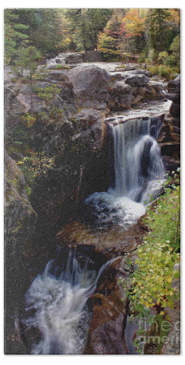 Waterfall Bath Towel featuring the photograph Screw Auger Falls by Kevin Shields