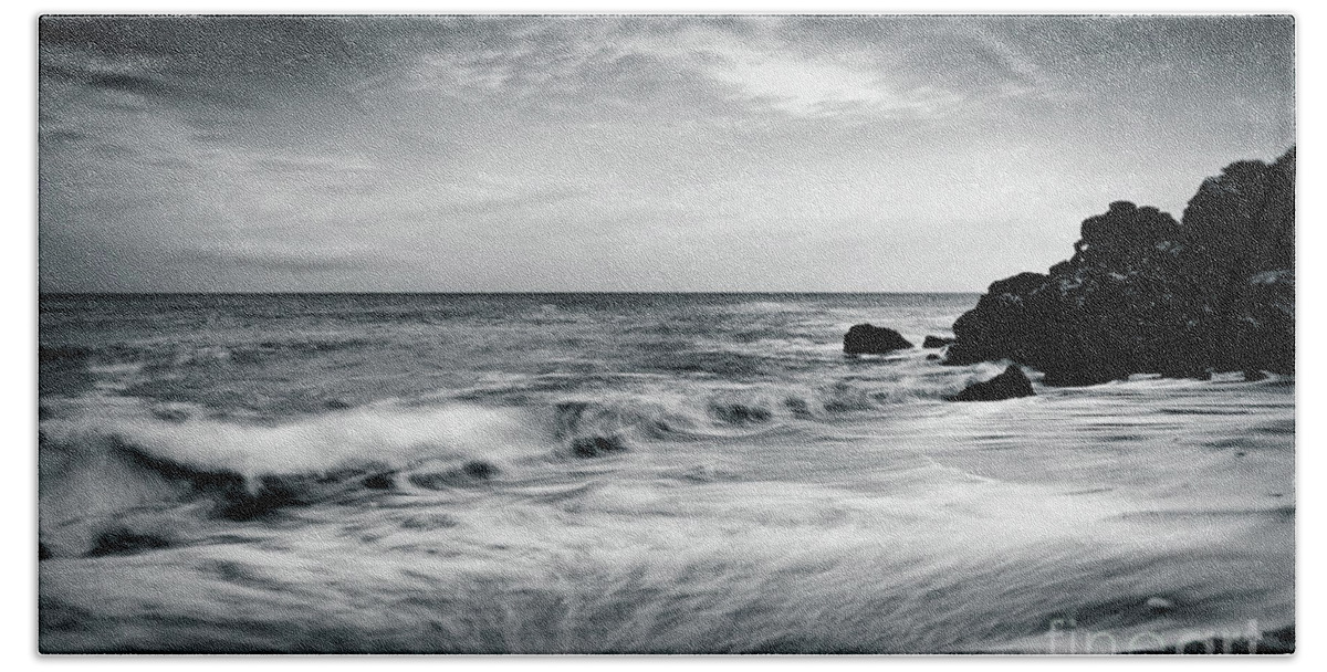 Seascape Bath Towel featuring the photograph Sea waves on the beach by Dimitar Hristov