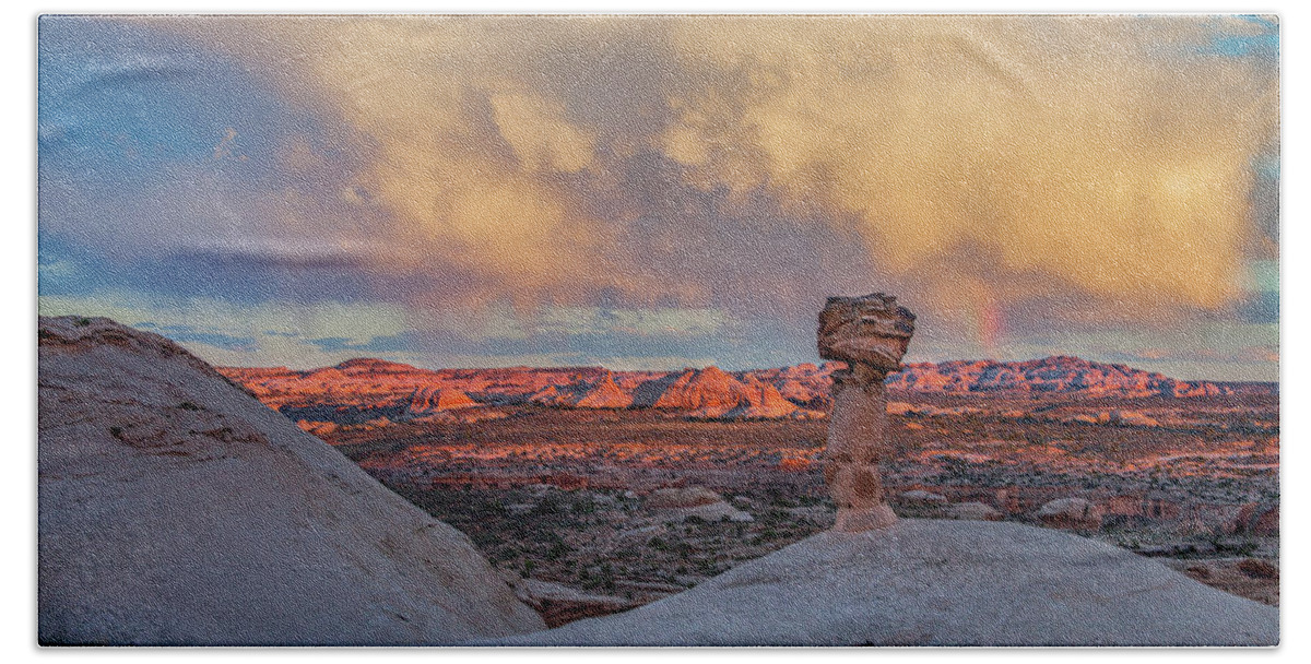Moab Bath Towel featuring the photograph Secret Spire Sunset 2 by Dan Norris