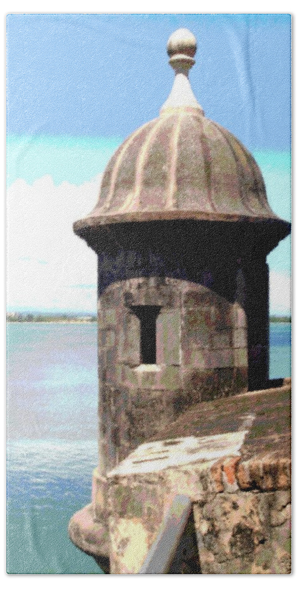 Sentry Bath Towel featuring the photograph Sentry Box in El Morro by Alice Terrill