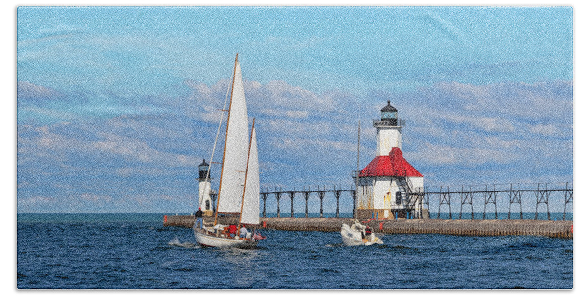 Lighthouse Bath Towel featuring the photograph Set Sail by Susan Rissi Tregoning