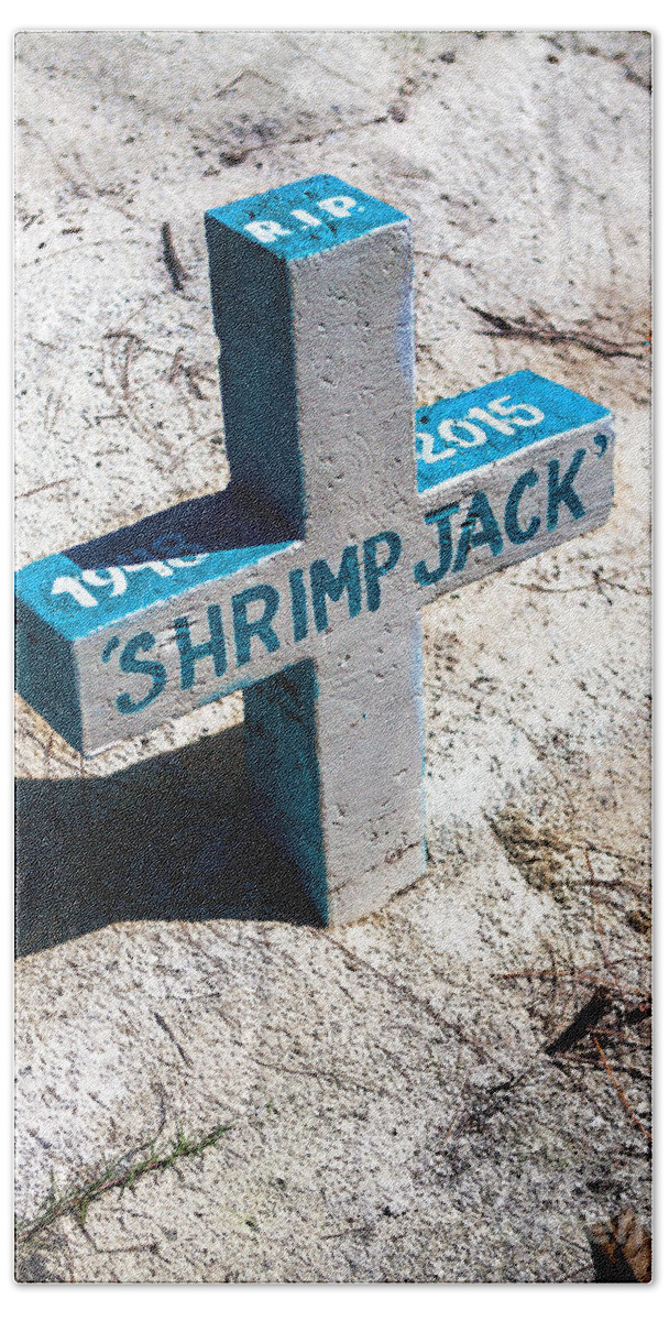 Belize Bath Towel featuring the photograph Shrimp Jack by Lawrence Burry