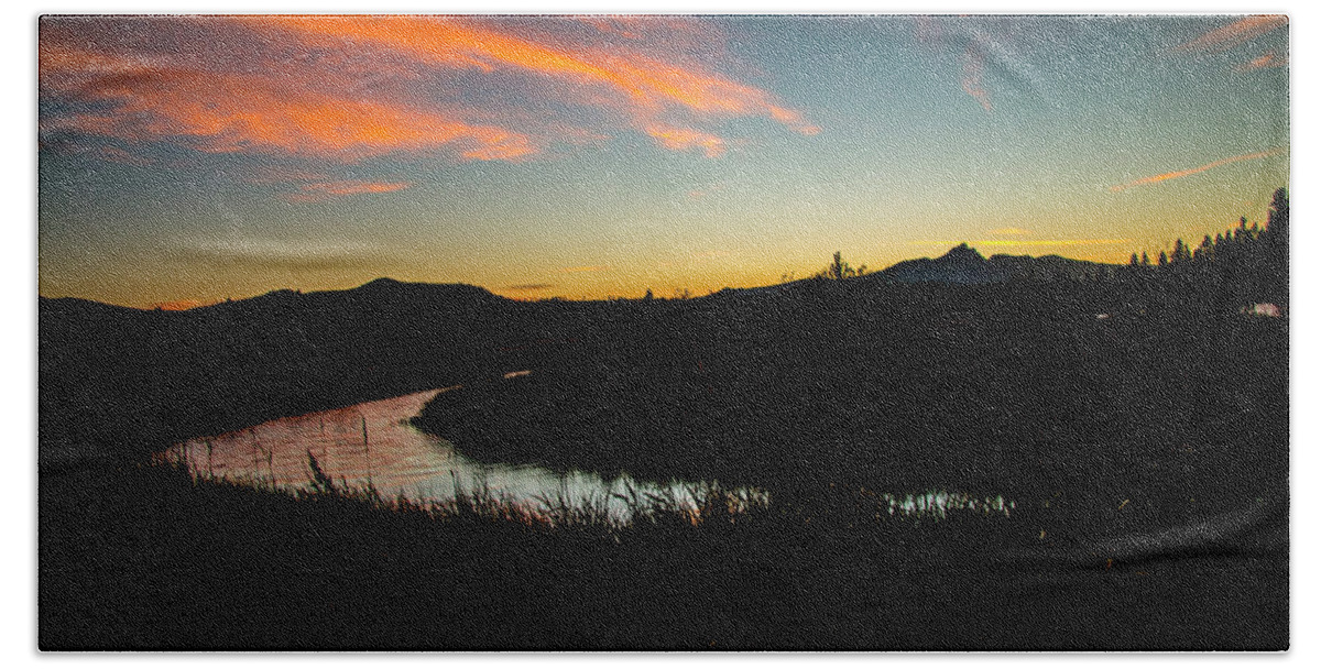 Mount Jefferson Hand Towel featuring the photograph Silhouette Sunset by Doug Scrima