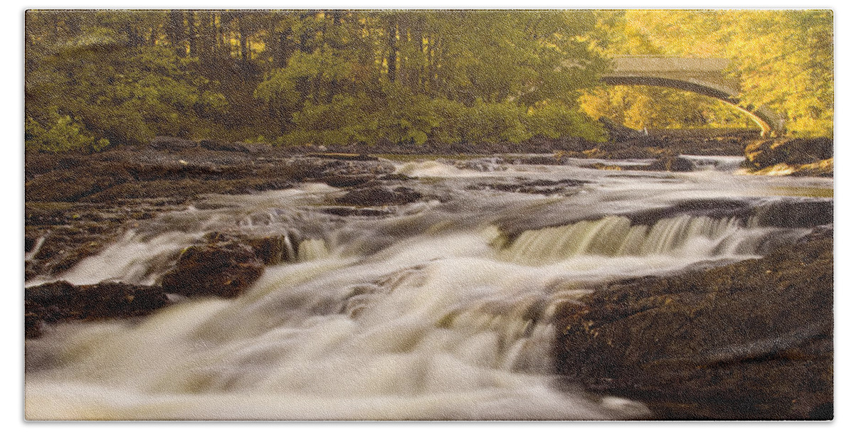 Rapids Hand Towel featuring the photograph Skootamata River by Linda McRae